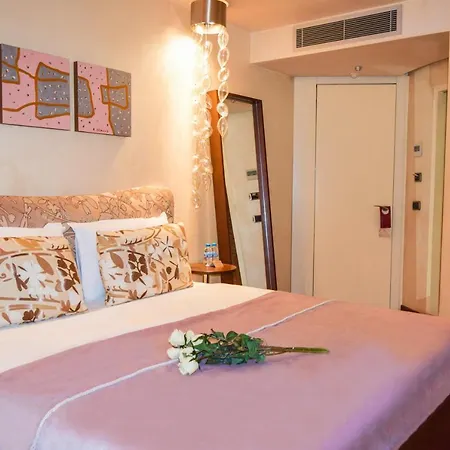 Les Fleurs Boutique 4* Sofia