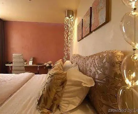 ليه فلور البوتيكي فندق 4*
